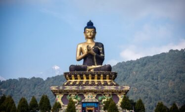 6 DAYS SIKKIM TOUR PACKAGE WITH GANGTOK AND DARJEELING